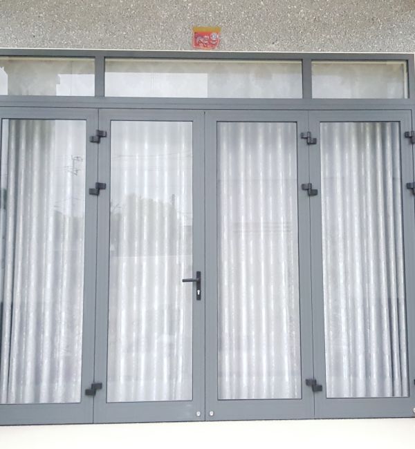CỬA ĐI MỞ 4 CÁNH 