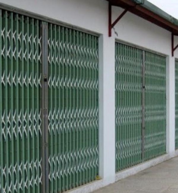 CỬA KÉO ĐÀI LOAN GIÁ RẺ 1